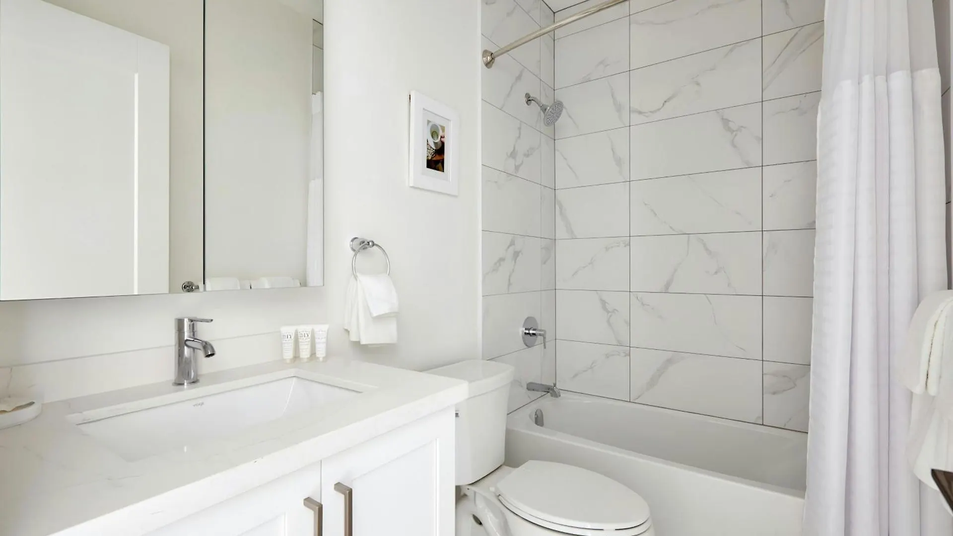 Sonder By Marriott Bonvoy The Elm Apartments Downtown Toronto
