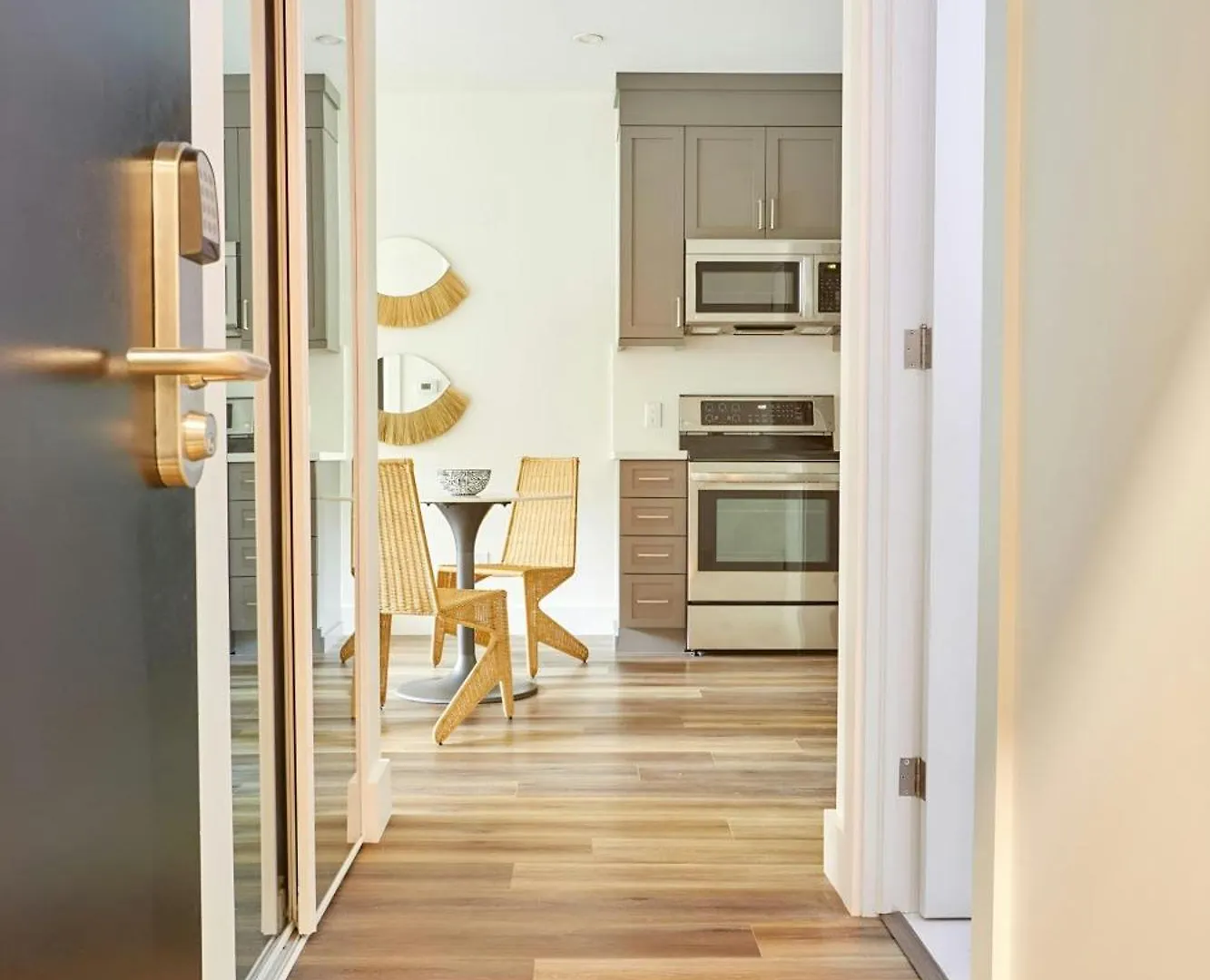 Sonder By Marriott Bonvoy The Elm Apartments Downtown Toronto 4*,