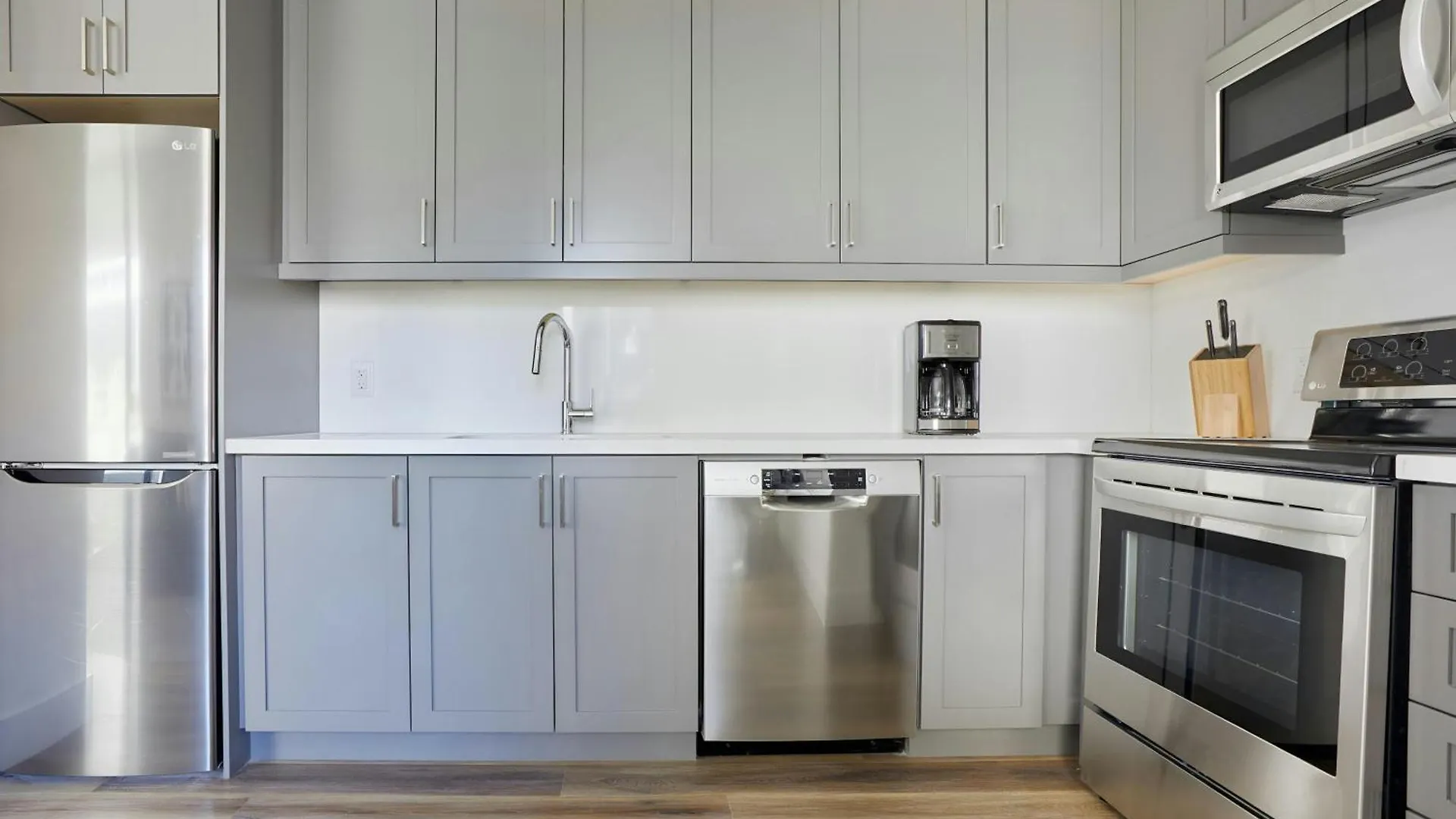 Sonder By Marriott Bonvoy The Elm Apartments Downtown Toronto