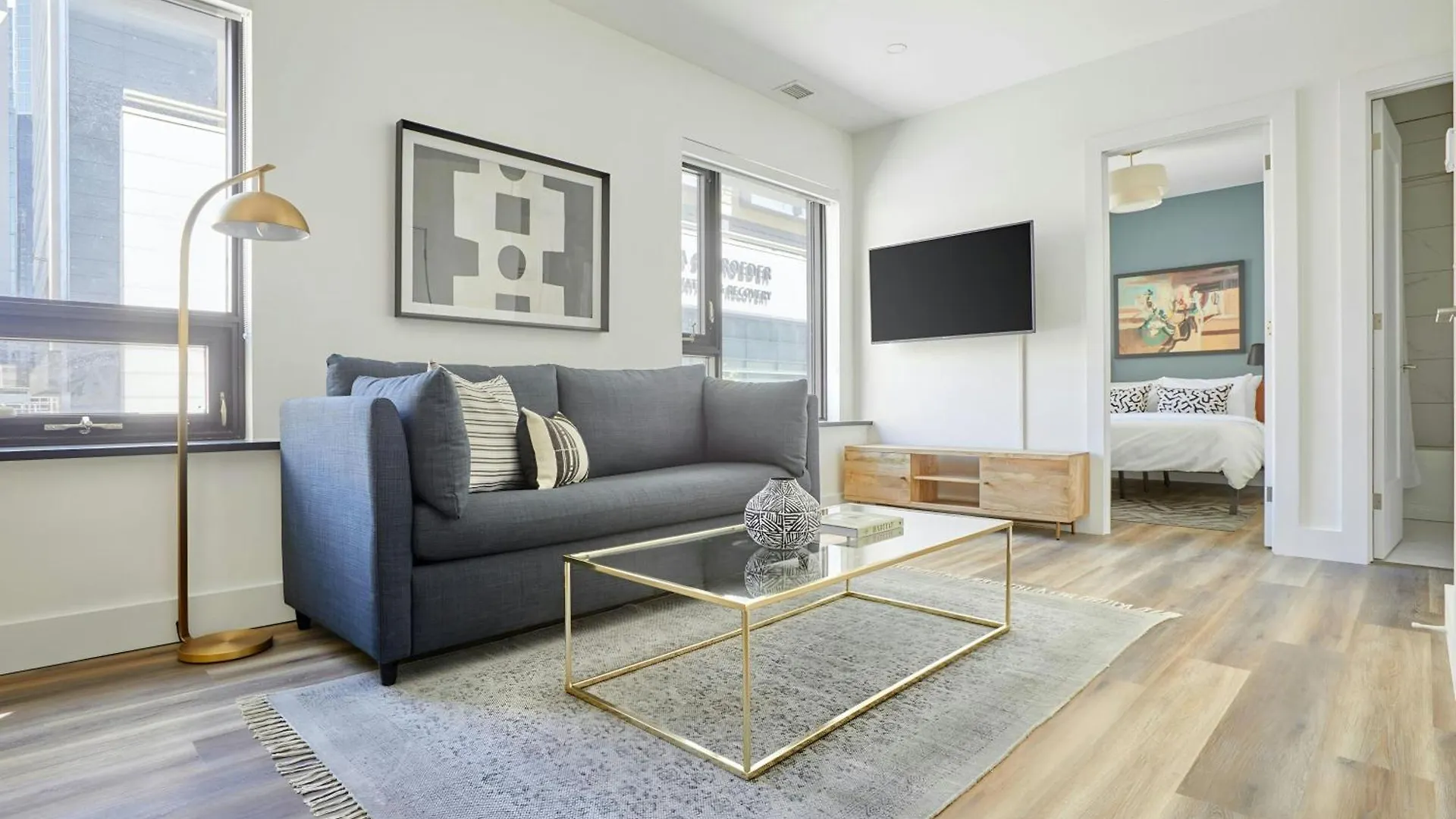 Hotel Sonder By Marriott Bonvoy The Elm Apartments Downtown Toronto